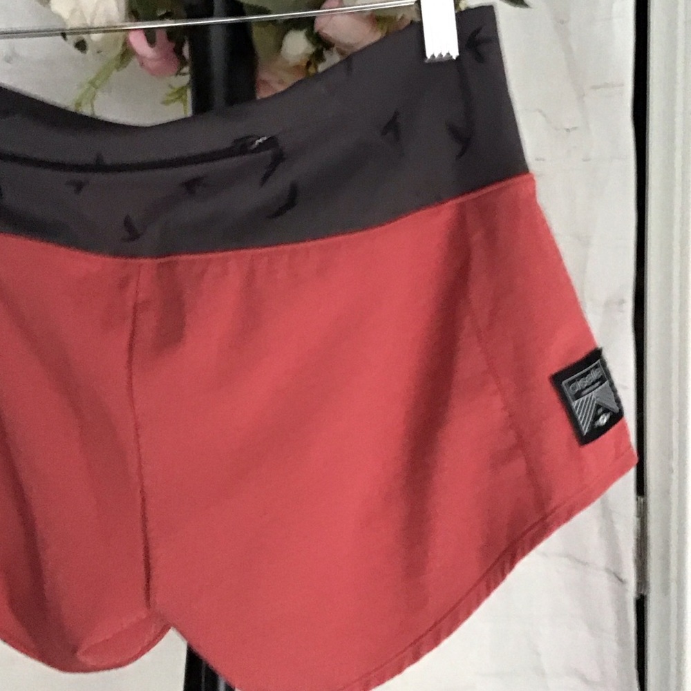 OISELLE Women's Athletic Coral and Gray Shorts - Picture 7 of 8